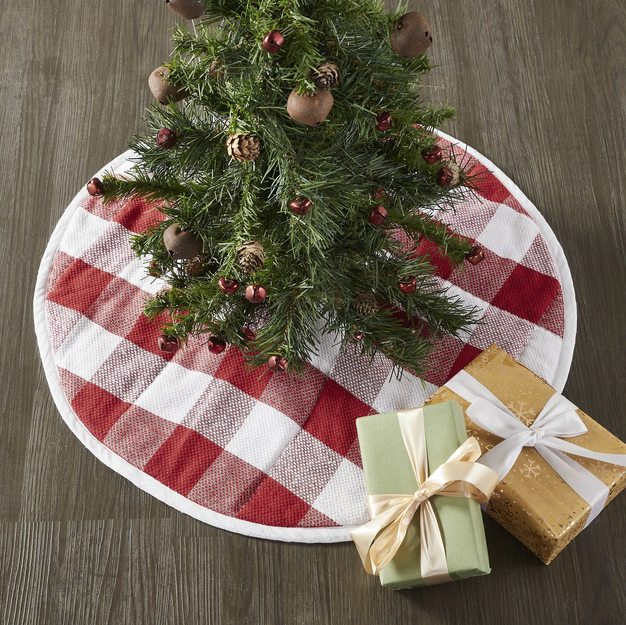 Annie Check Tree Skirt