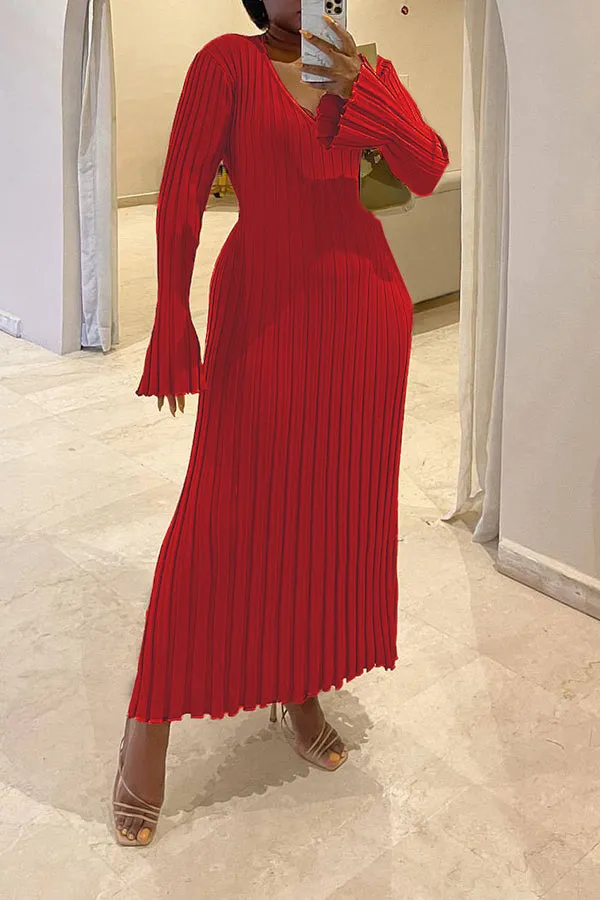 Chic Pleated Trumpet Sleeve Dress