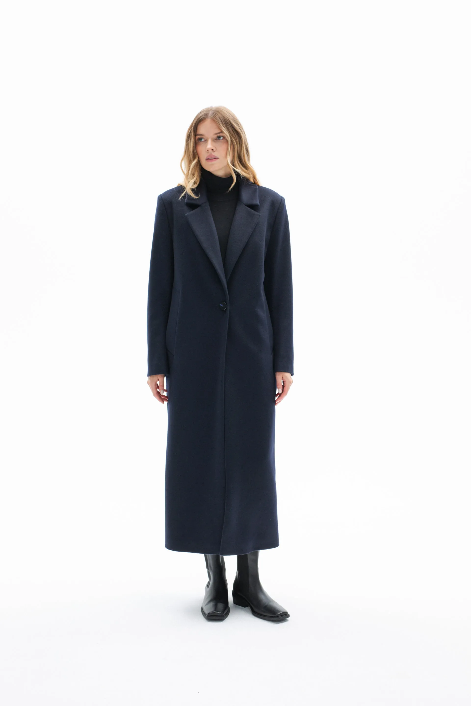 ONE BUTTON CLASSIC NAVY COAT