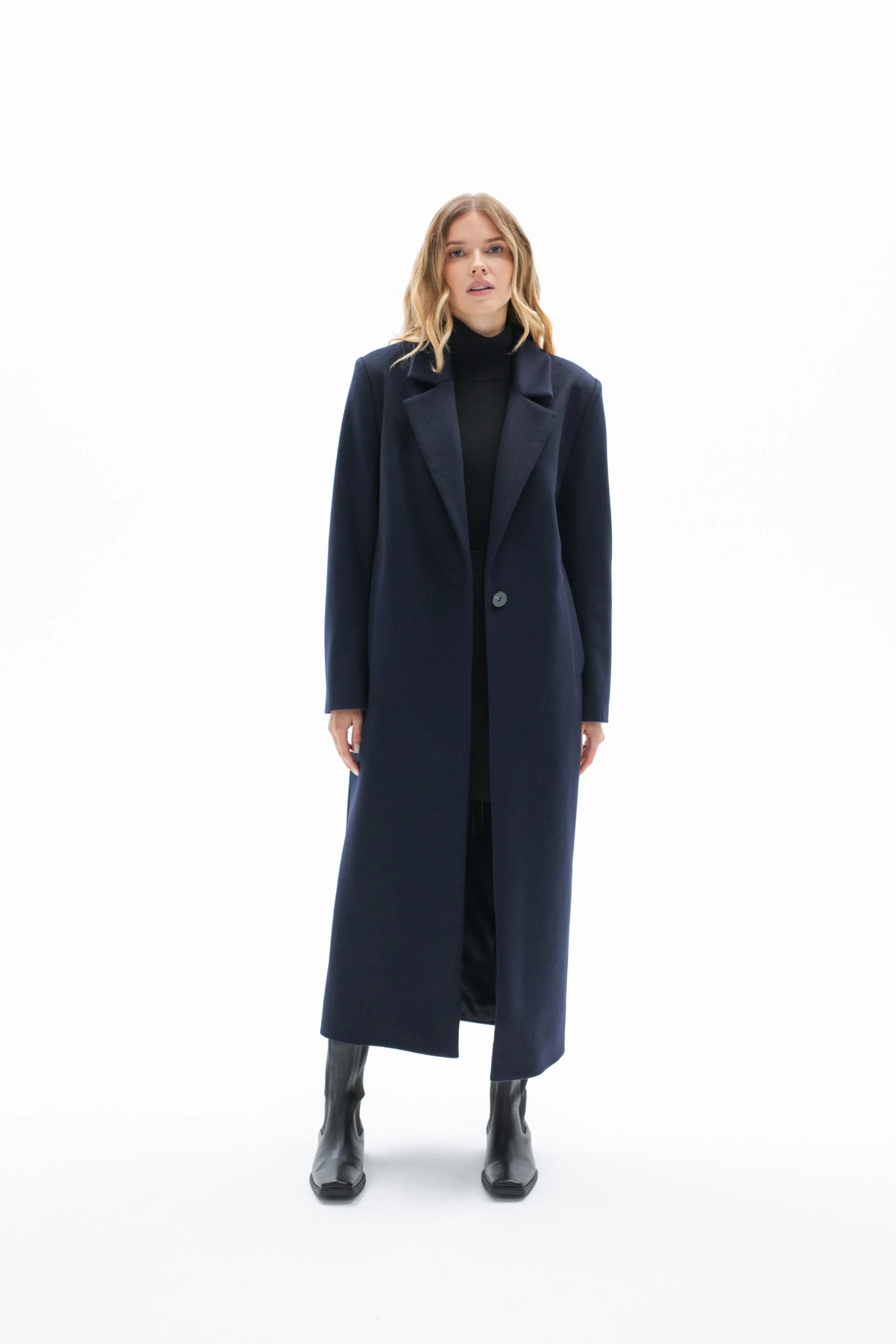 ONE BUTTON CLASSIC NAVY COAT