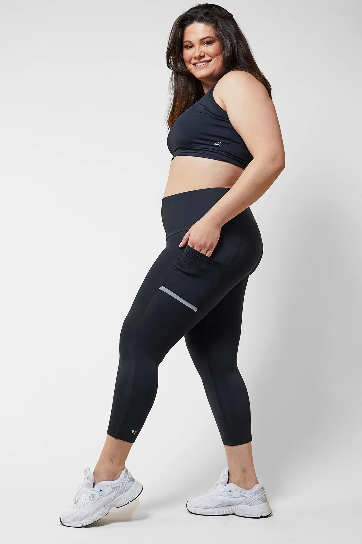 Reflective Side Pocket Leggings with Thermal Brushed Fabric Black